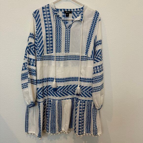 NWT‎ White Blue Aztec Dress Pom Pom Long Sleeve V Neck Made in India Large - Picture 1 of 9